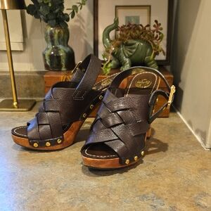 EUC Tory Burch Brown Leather Sandals Size 8.5
